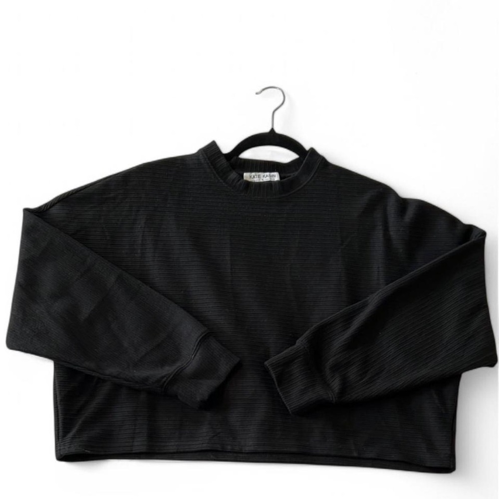 Two Piece Long Sleeve Crop Top and Skirt Set - Picture 6 of 6